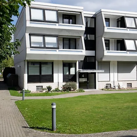 Residenz Schulstrasse Residenz Schulstrasse * Scharbeutz